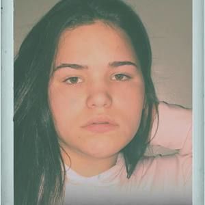 Meet your Posher, Kenzi